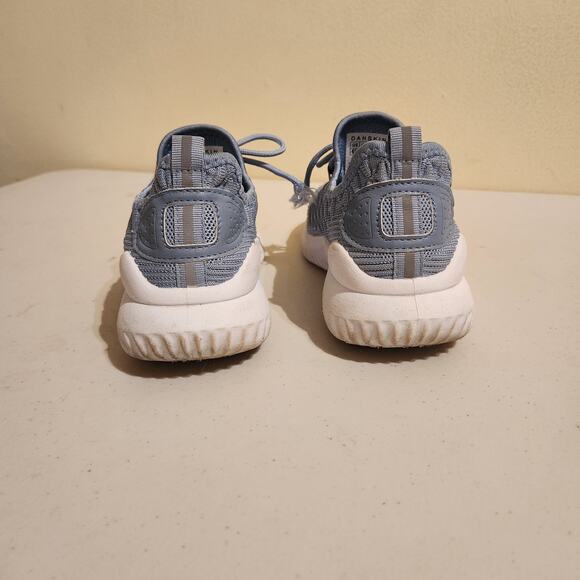 Danskin Stunt Comfort Sneaker Baby Blue Vegan Textile Walk Shoes US 6.5 EUR 37.5 - Picture 5 of 8